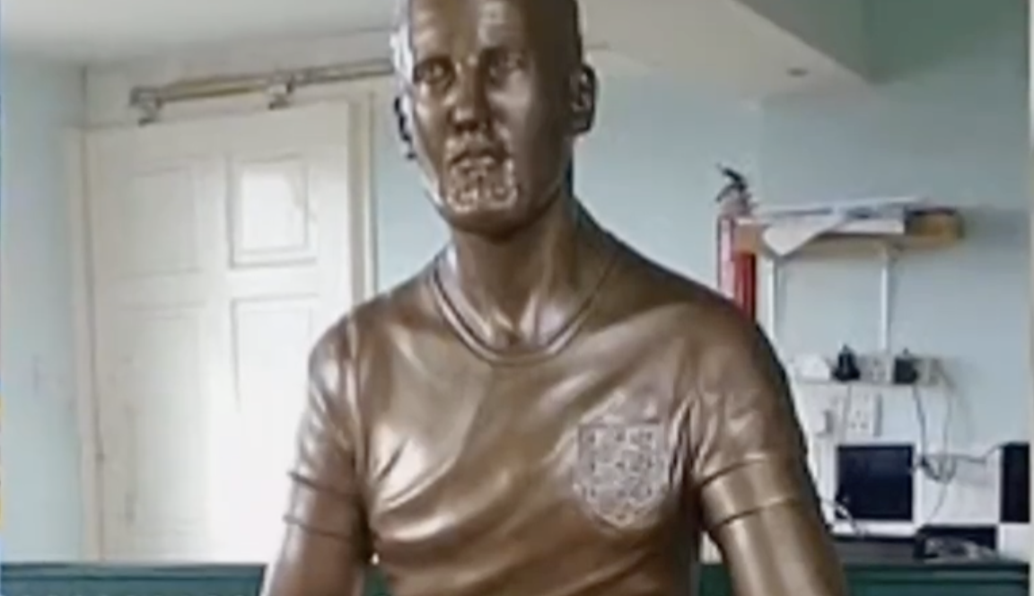 Harry Kane statue